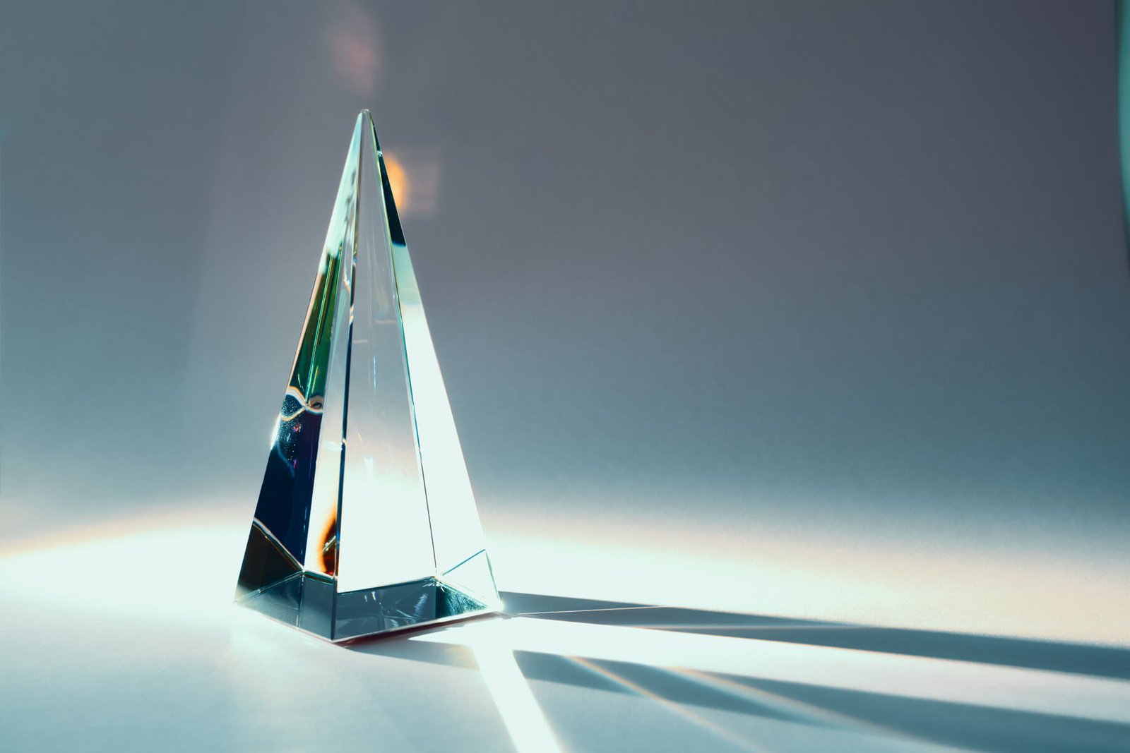 glass pyramid prism with colorful sunlight reflect 2026 03 17 02 30 59 utc.jpg